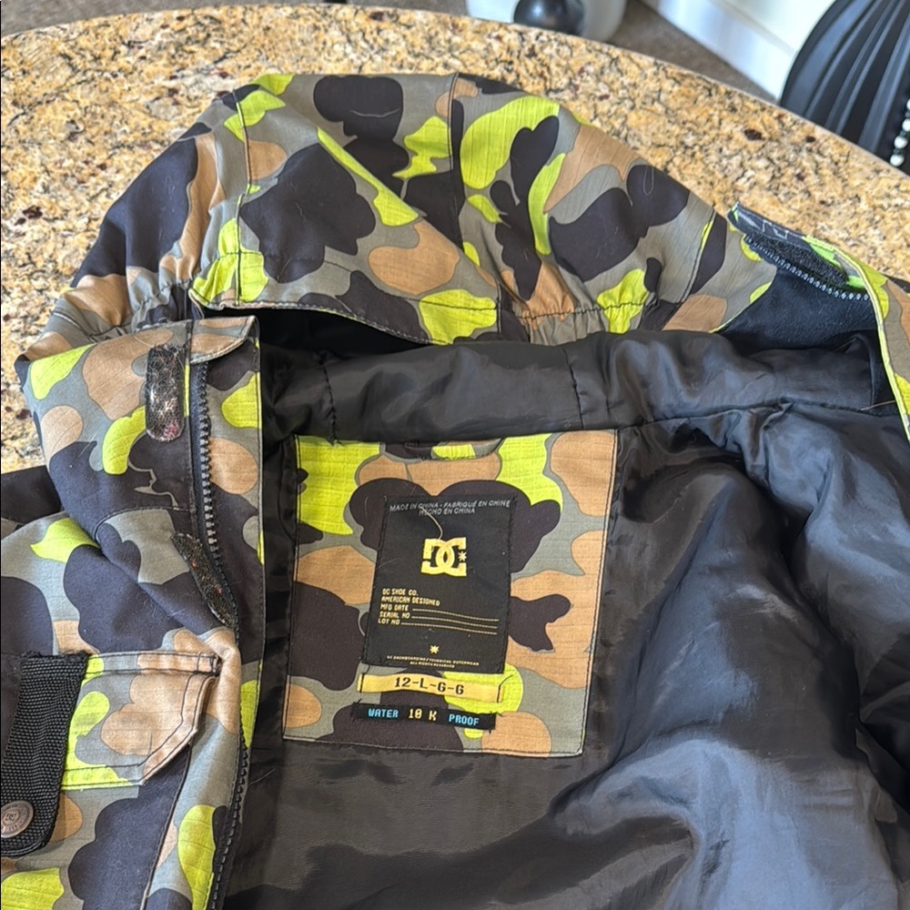 DC Kids Camo Jacket - Green and Brown